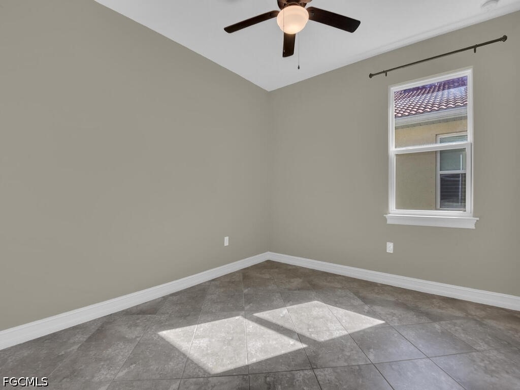 4211 Dutchess Park Road - Photo 16
