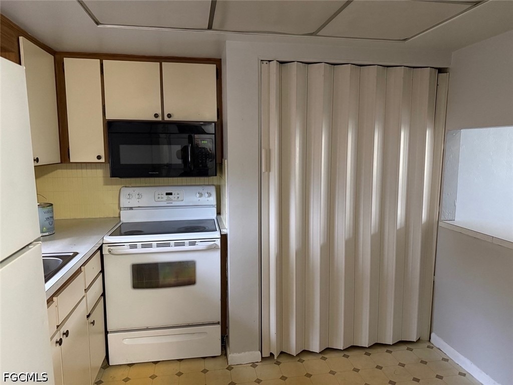 1376 Archer Street - Photo 10