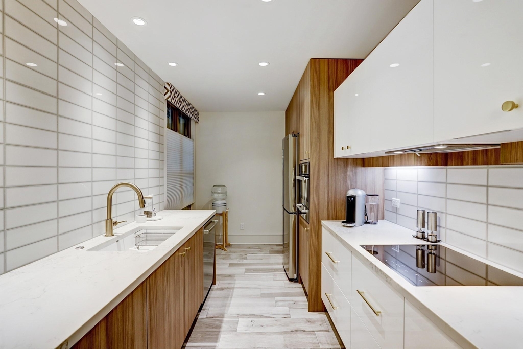 2700 Revere Street - Photo 8
