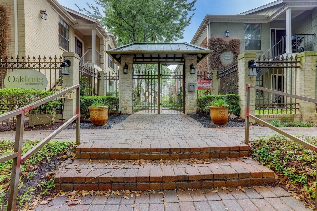 2700 Revere Street - Photo 2