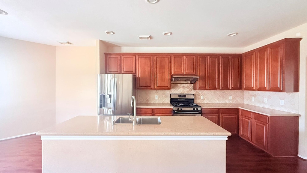 21031 Lilac Meadows Lane - Photo 5