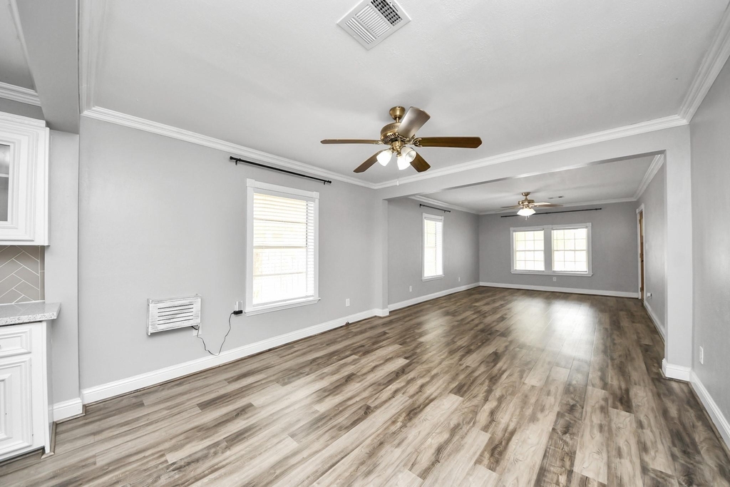 311 N Milby Street - Photo 10