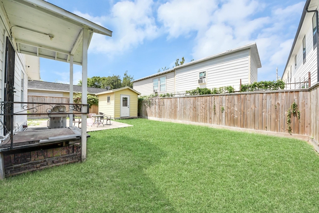 311 N Milby Street - Photo 20
