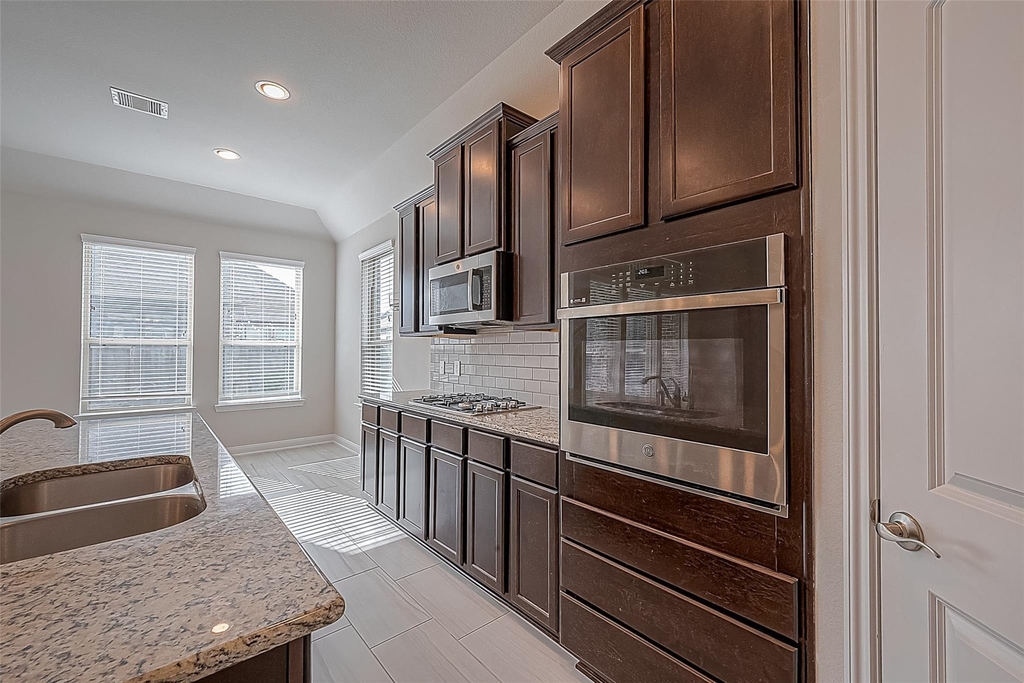 15115 Rosalina Terrace Trail - Photo 12