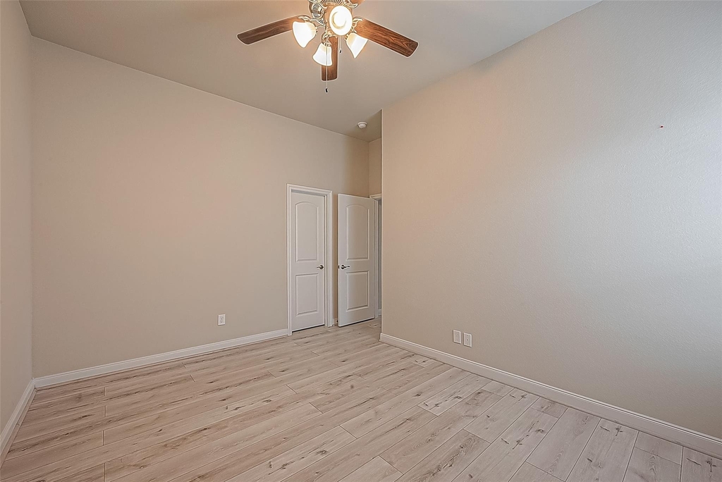 15115 Rosalina Terrace Trail - Photo 32
