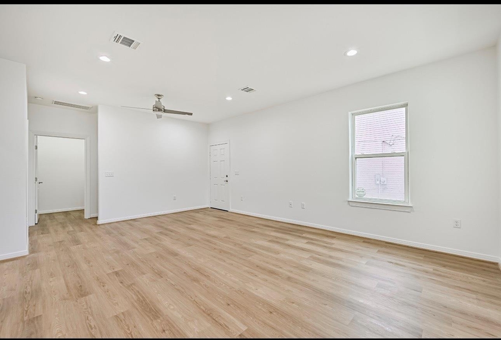 2311 Mary Moody Northern Street - Photo 9