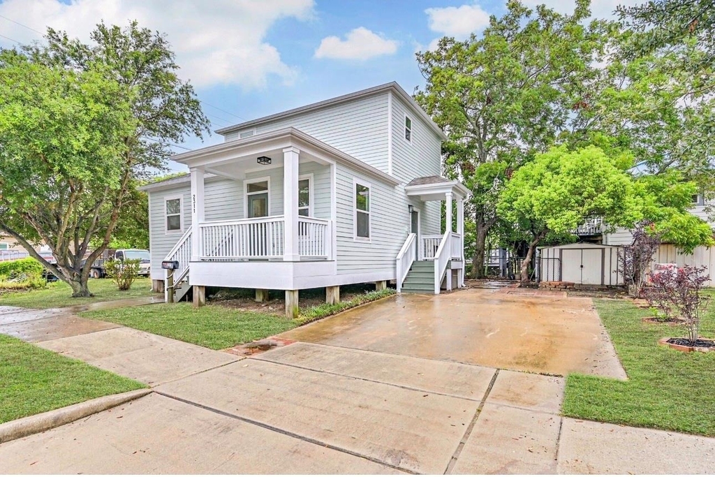 2311 Mary Moody Northern Street - Photo 0