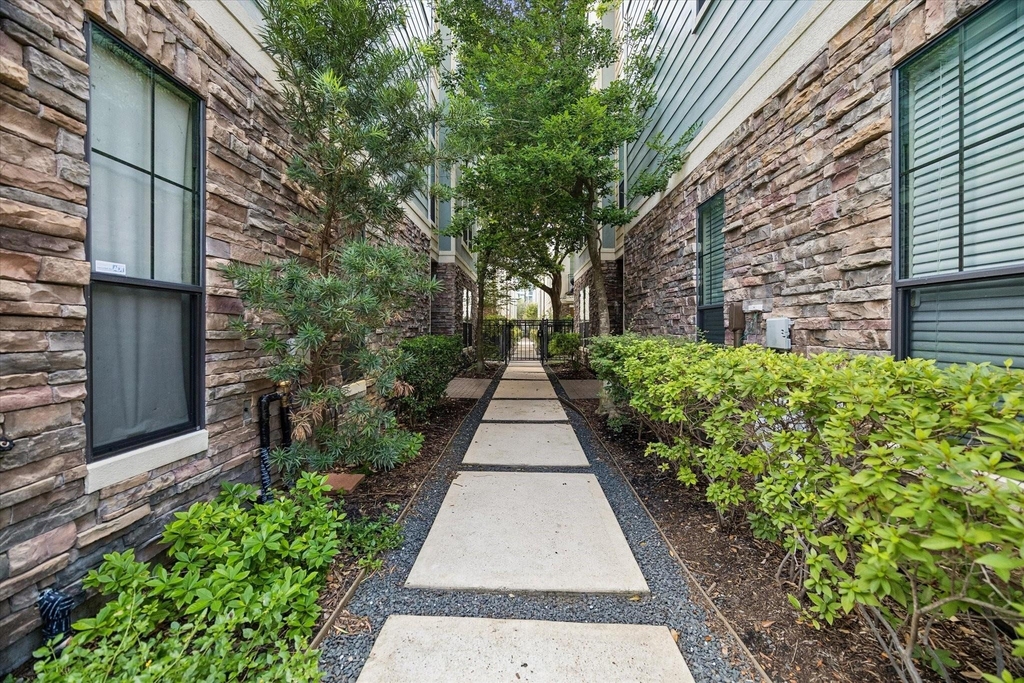 1110 W 25th Street - Photo 1