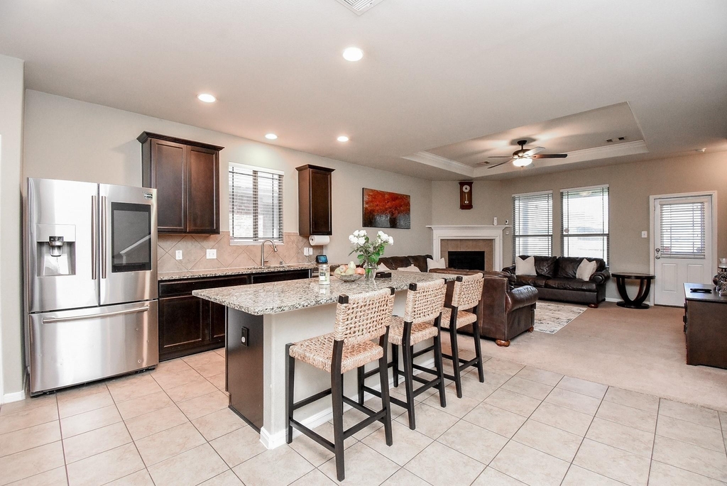 8207 Running Brook Lane - Photo 4