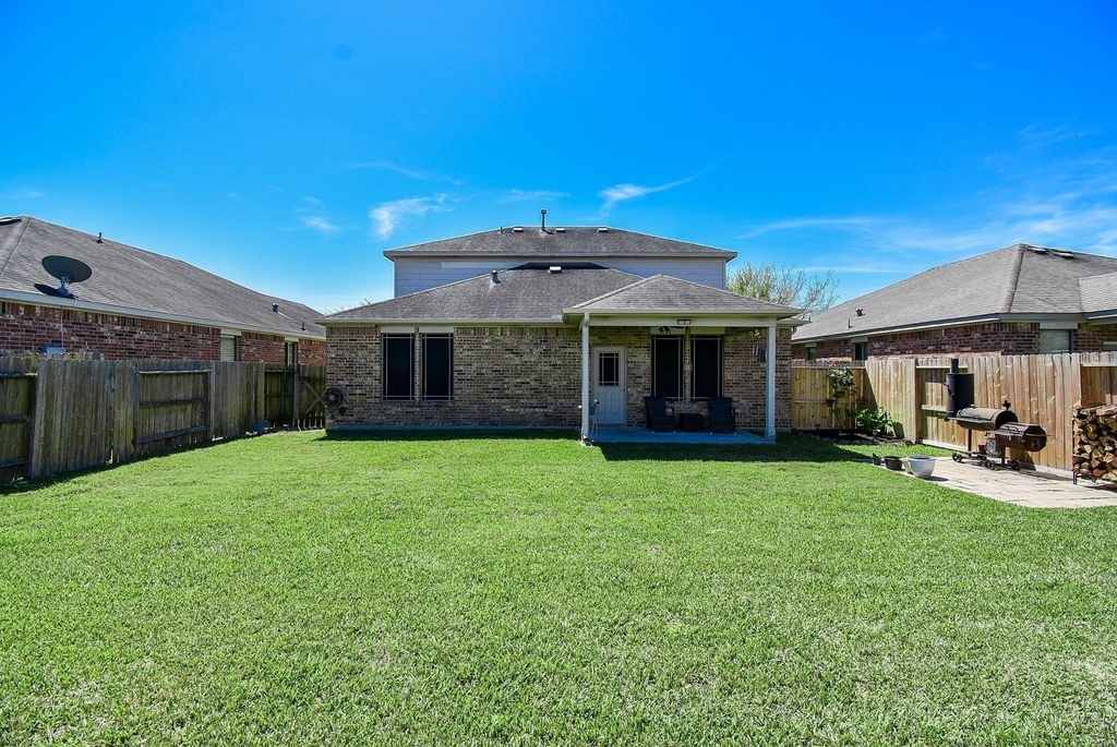 8207 Running Brook Lane - Photo 23