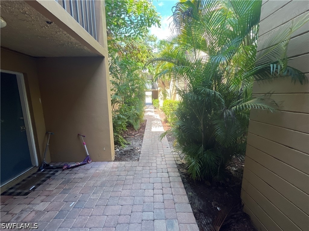 1915 Braman Avenue - Photo 3
