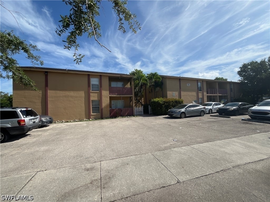 1915 Braman Avenue - Photo 0