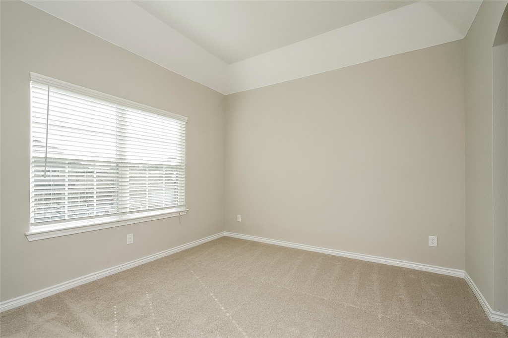 2417 Aurora Lane - Photo 8