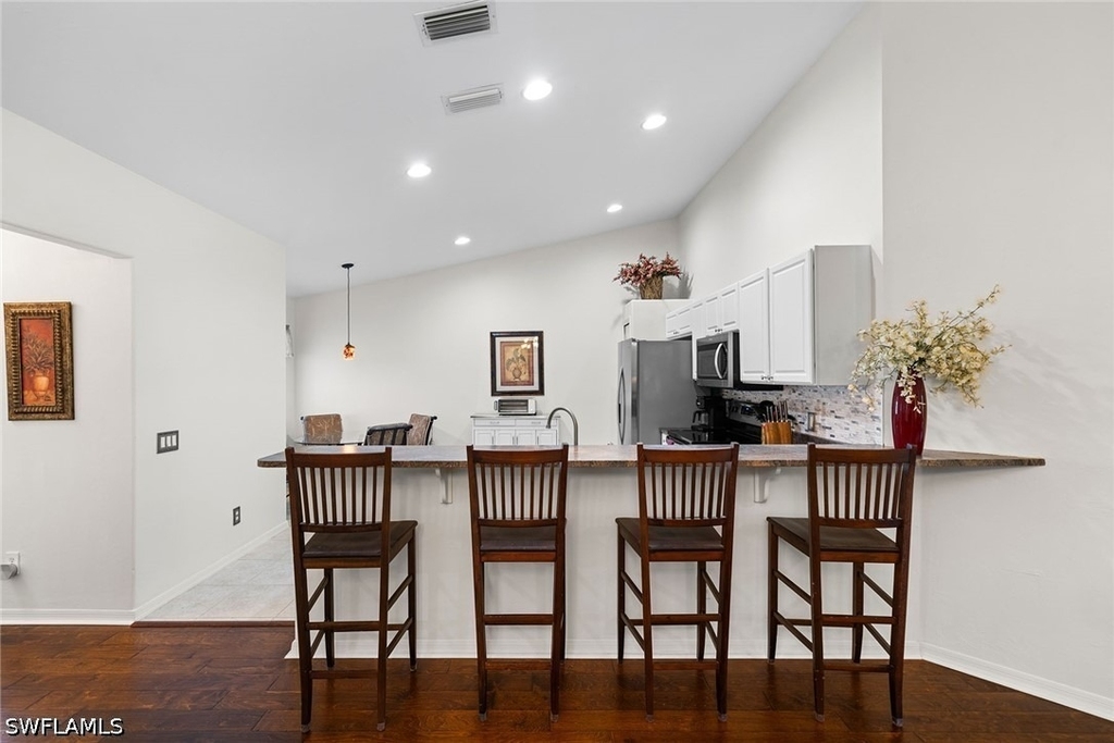 23785 Clear Spring Court - Photo 9