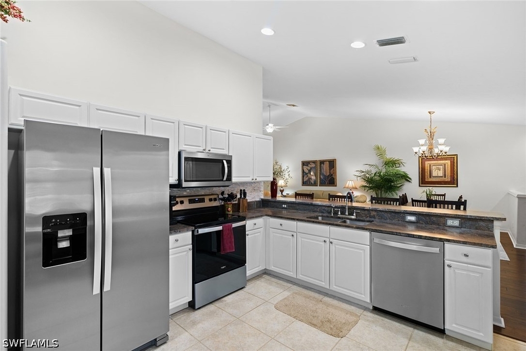 23785 Clear Spring Court - Photo 10