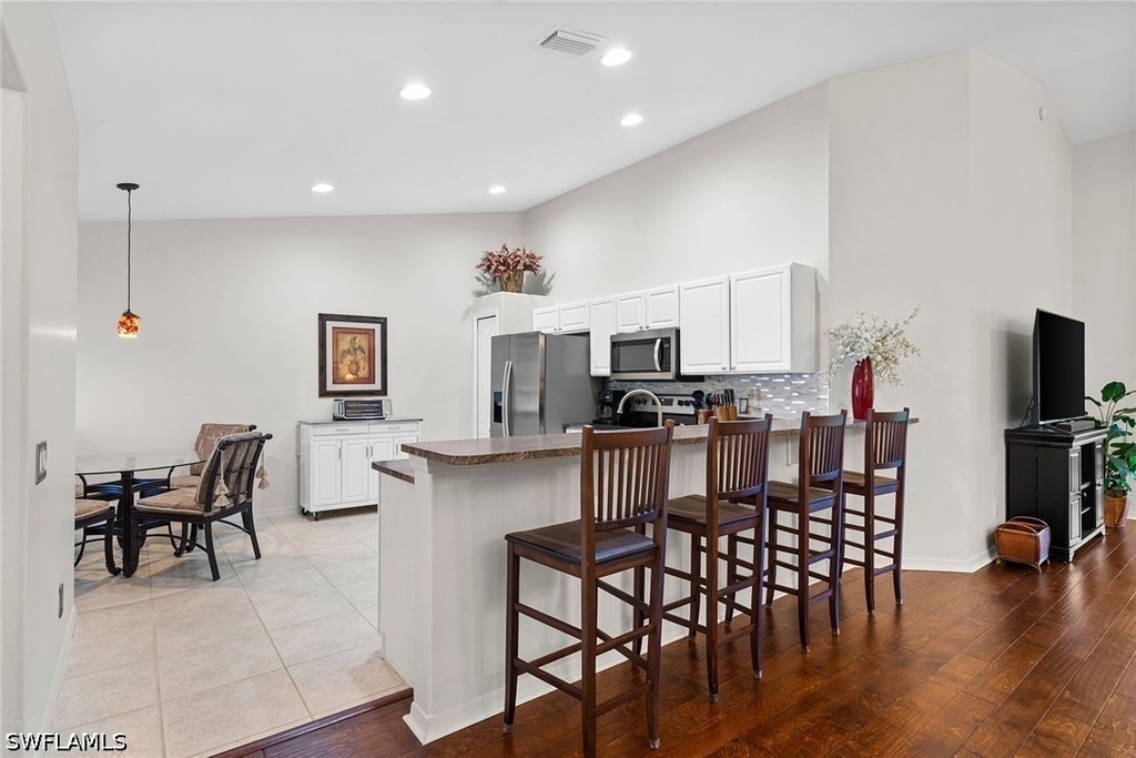 23785 Clear Spring Court - Photo 8
