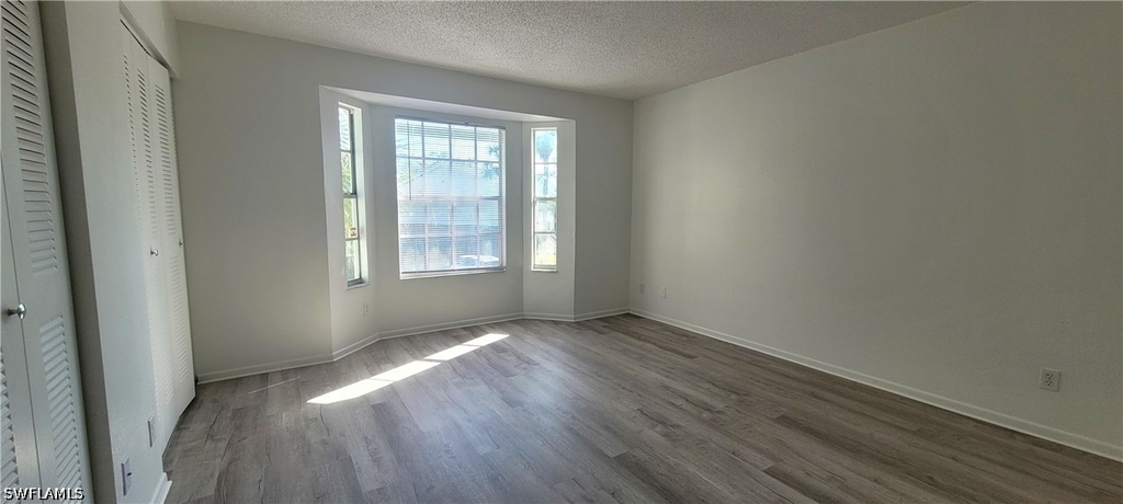 1390 Wildwood Lakes Boulevard - Photo 10