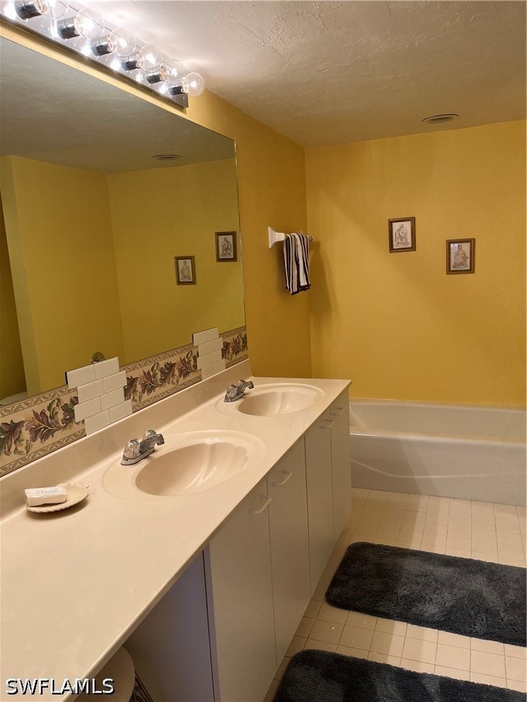 6371 Pelican Bay Boulevard - Photo 9