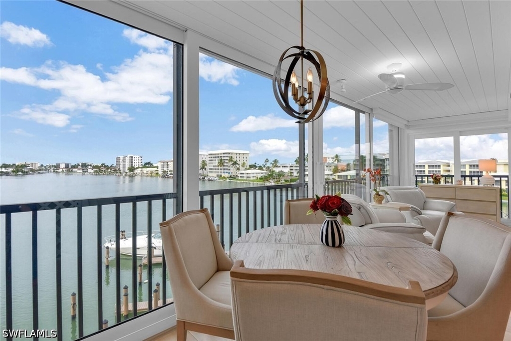 222 Harbour Drive - Photo 4