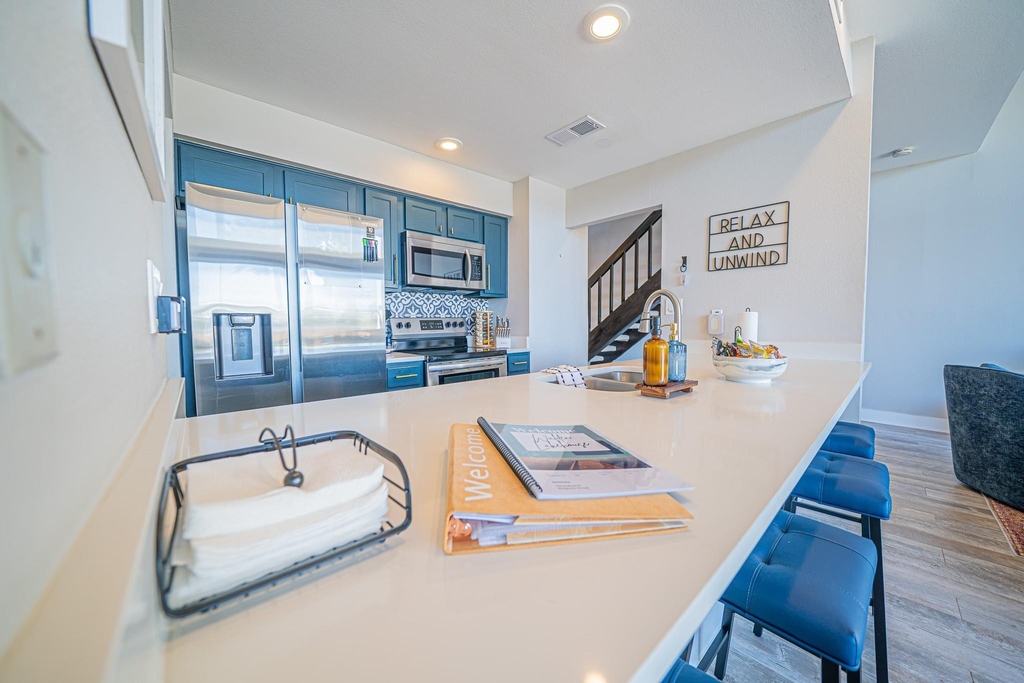 4006 Knollcrest Drive - Photo 6