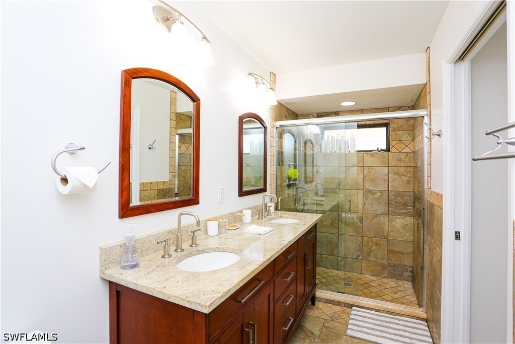 1394 Monarch Circle - Photo 31