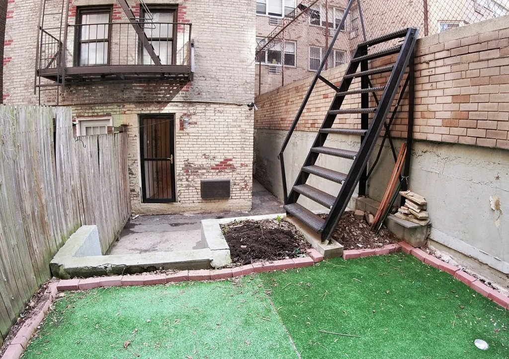 193 East 76th Street - Photo 7