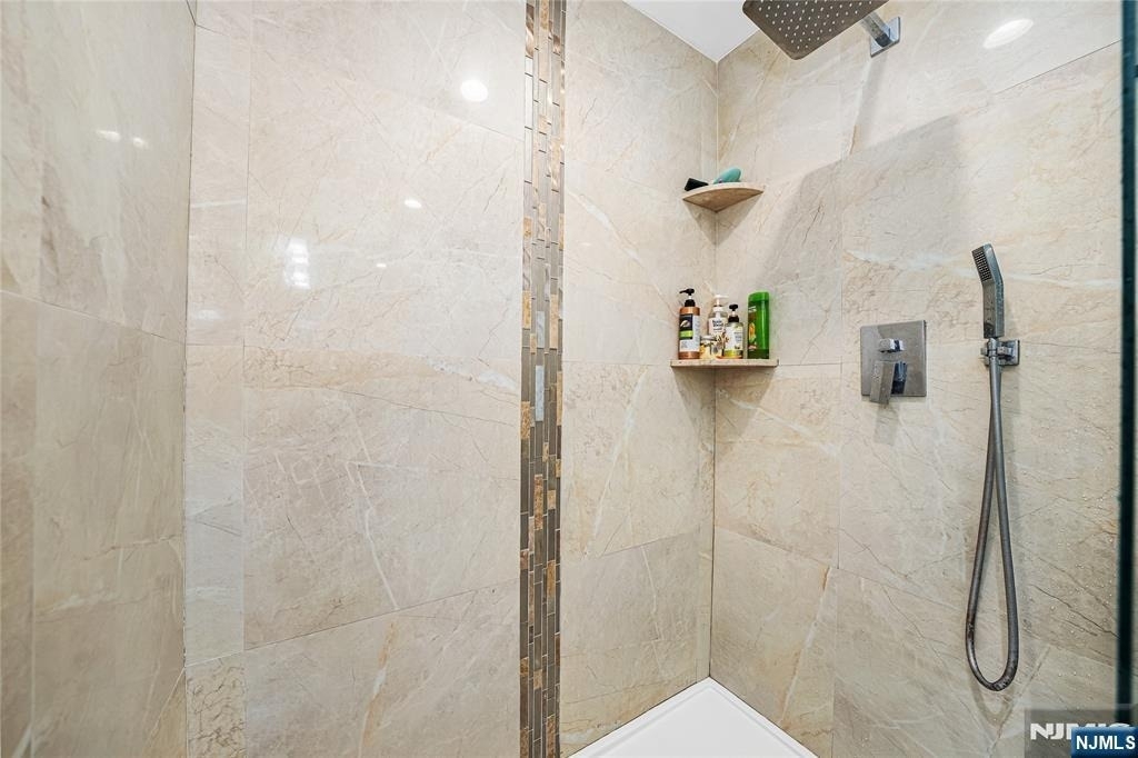 813 Morton - Photo 24