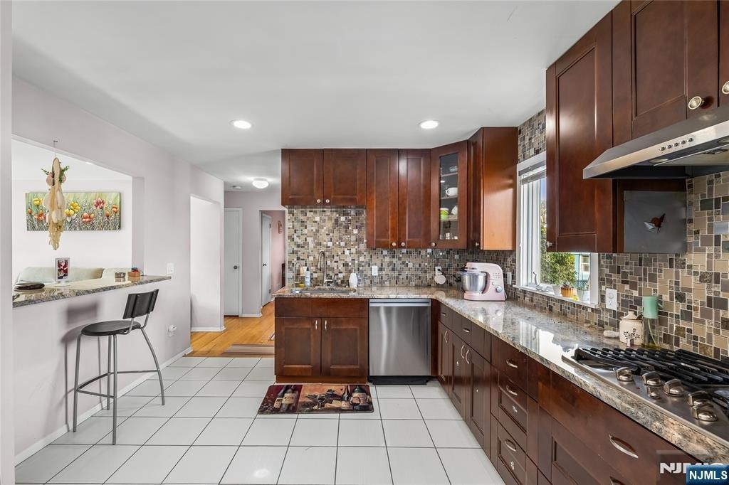813 Morton - Photo 11