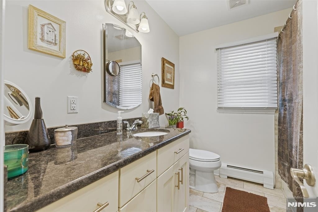 326 Ramapo Valley - Photo 12
