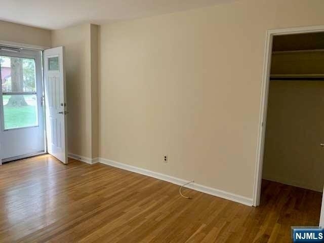 208 Washington - Photo 1