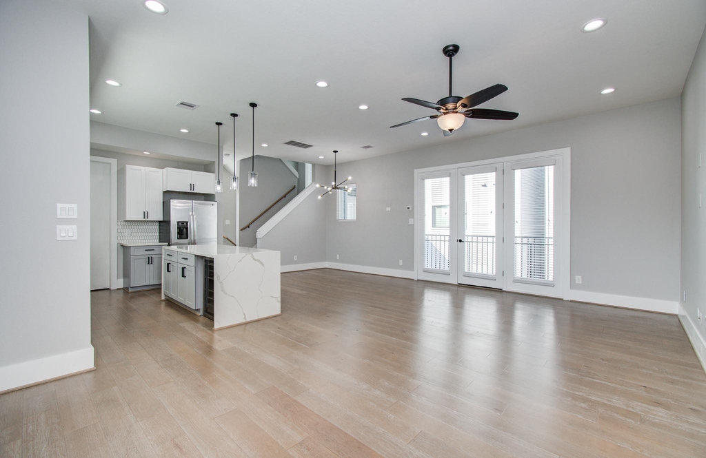 2407 Anita Street - Photo 10