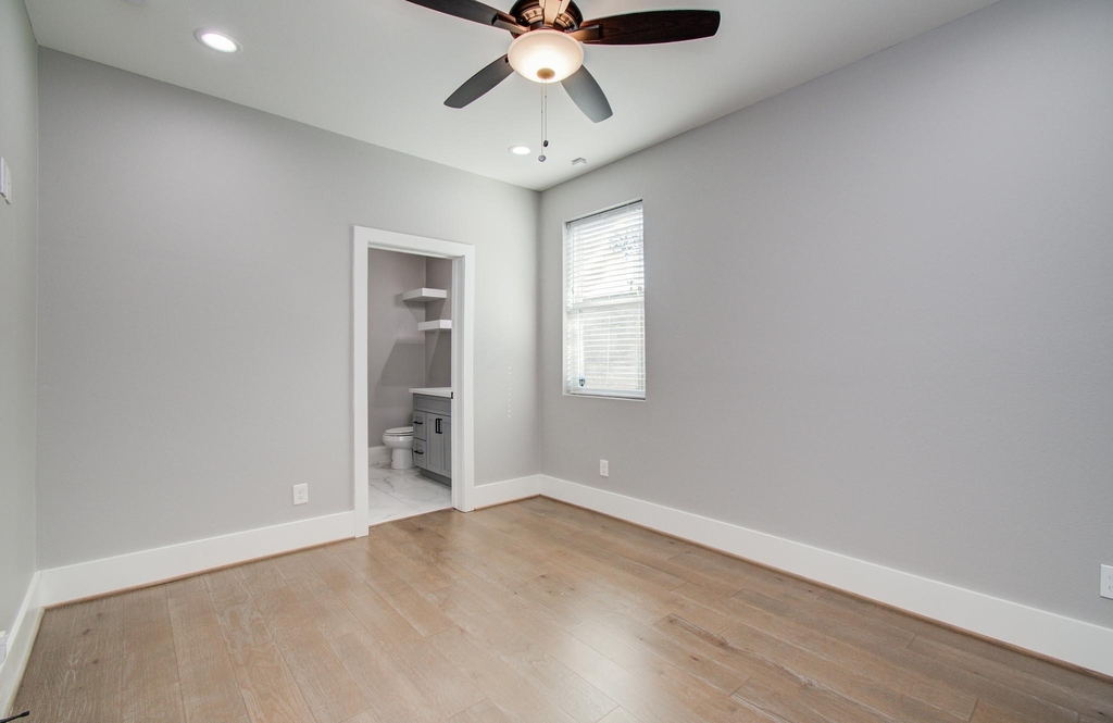 2407 Anita Street - Photo 6