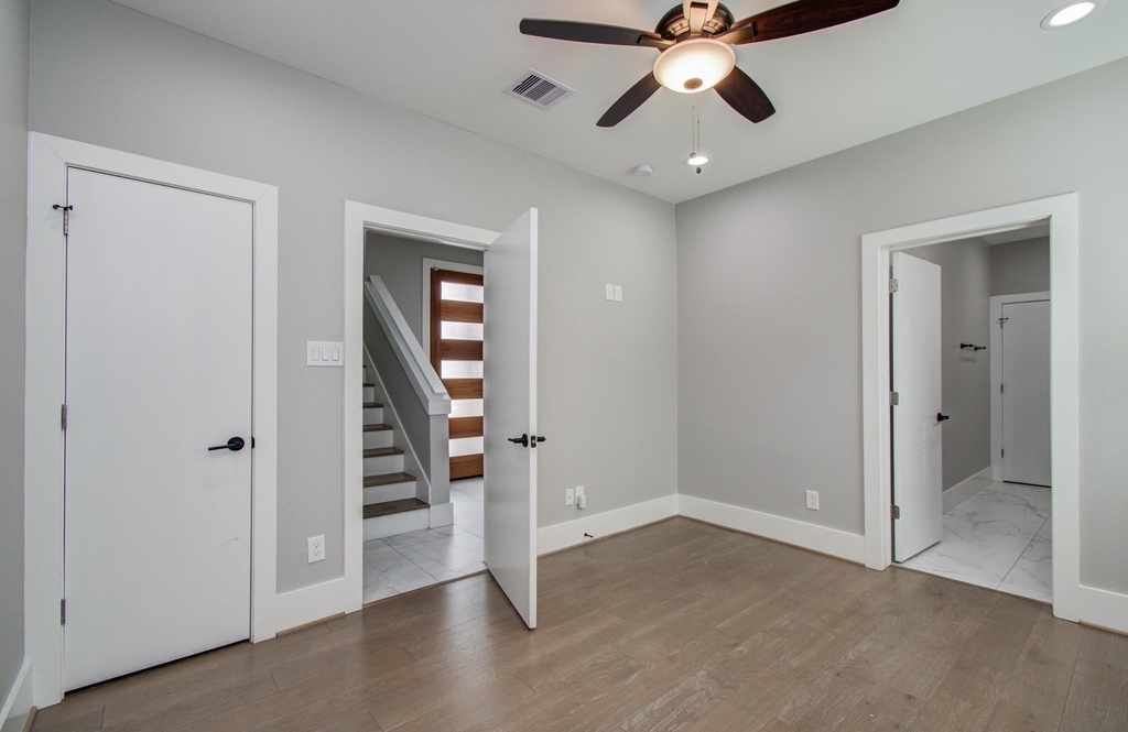 2407 Anita Street - Photo 7
