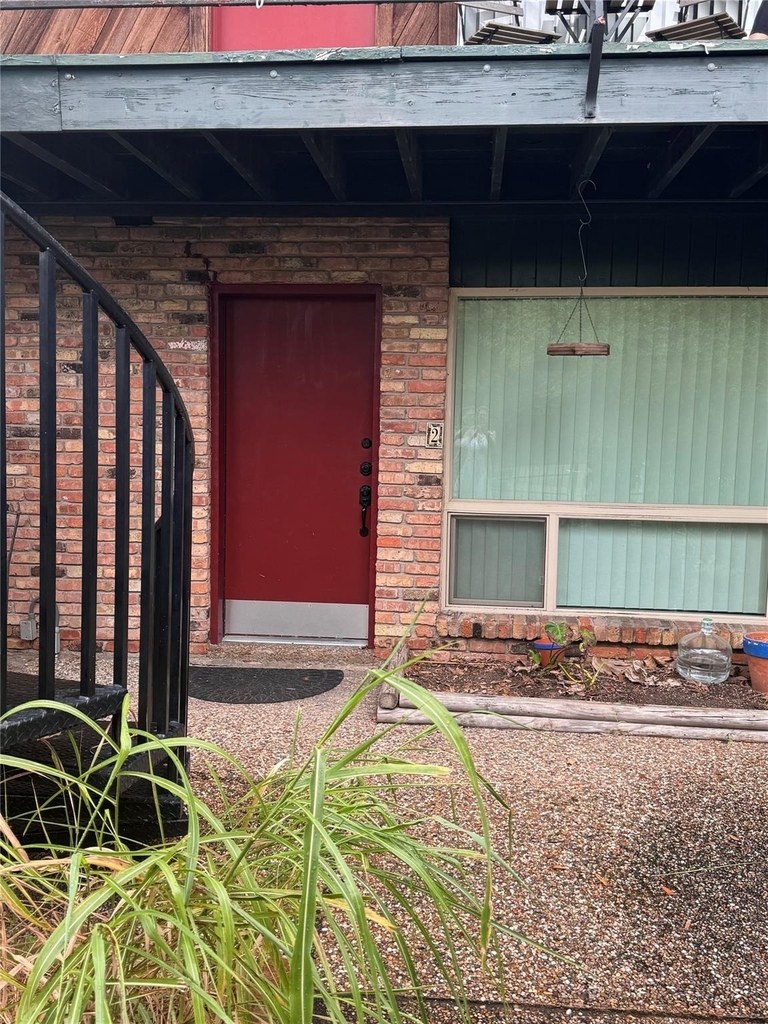 1849 Marshall Street - Photo 6