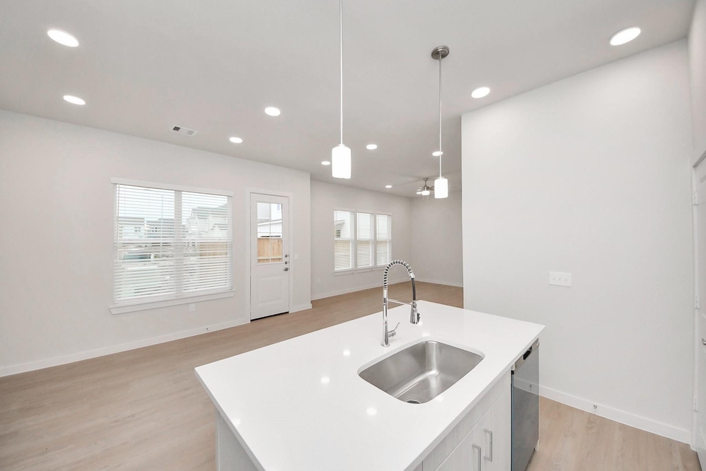 7334 Leighton Meadow Lane - Photo 16