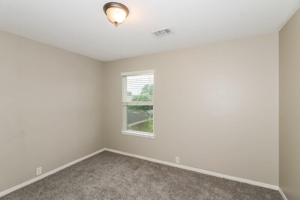 19119 Royal Isle Drive - Photo 11