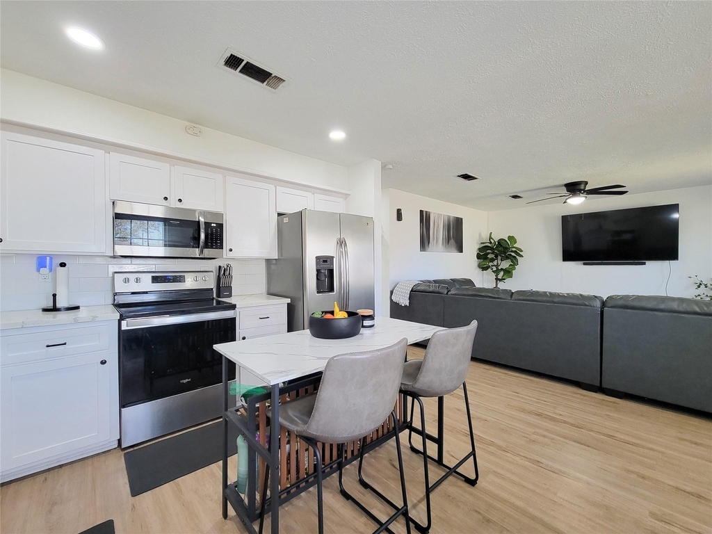 4910 27th Street - Photo 6