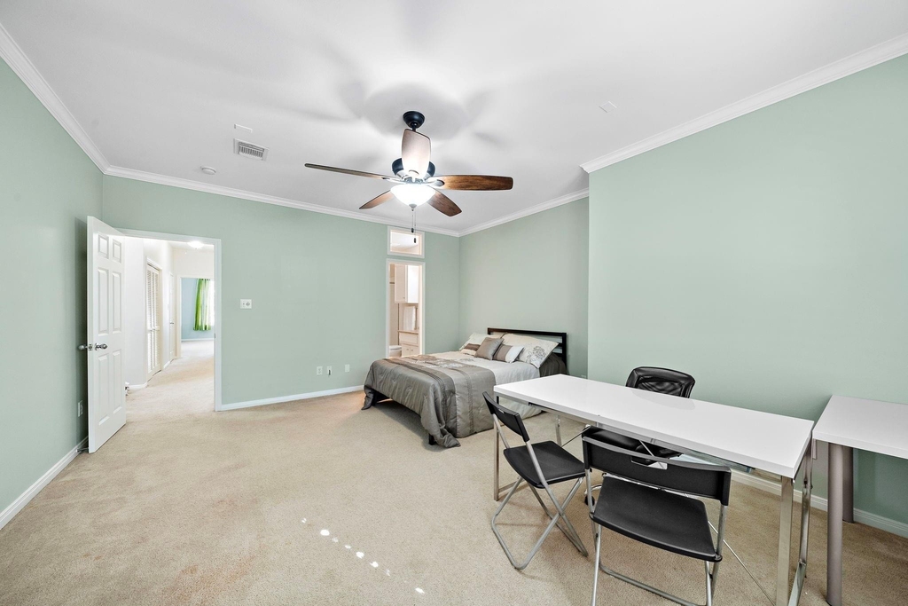 90 Mcgowen St - Photo 17