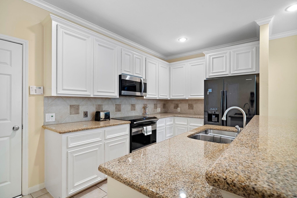 90 Mcgowen St - Photo 8