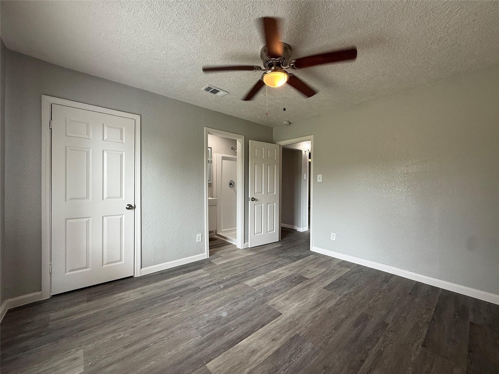 6811 Mike Street - Photo 7