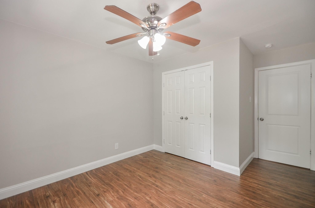 8910 Reamer Street - Photo 11