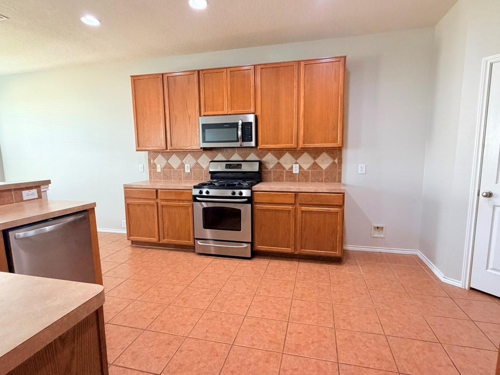 3019 Acacia Fair Lane - Photo 11