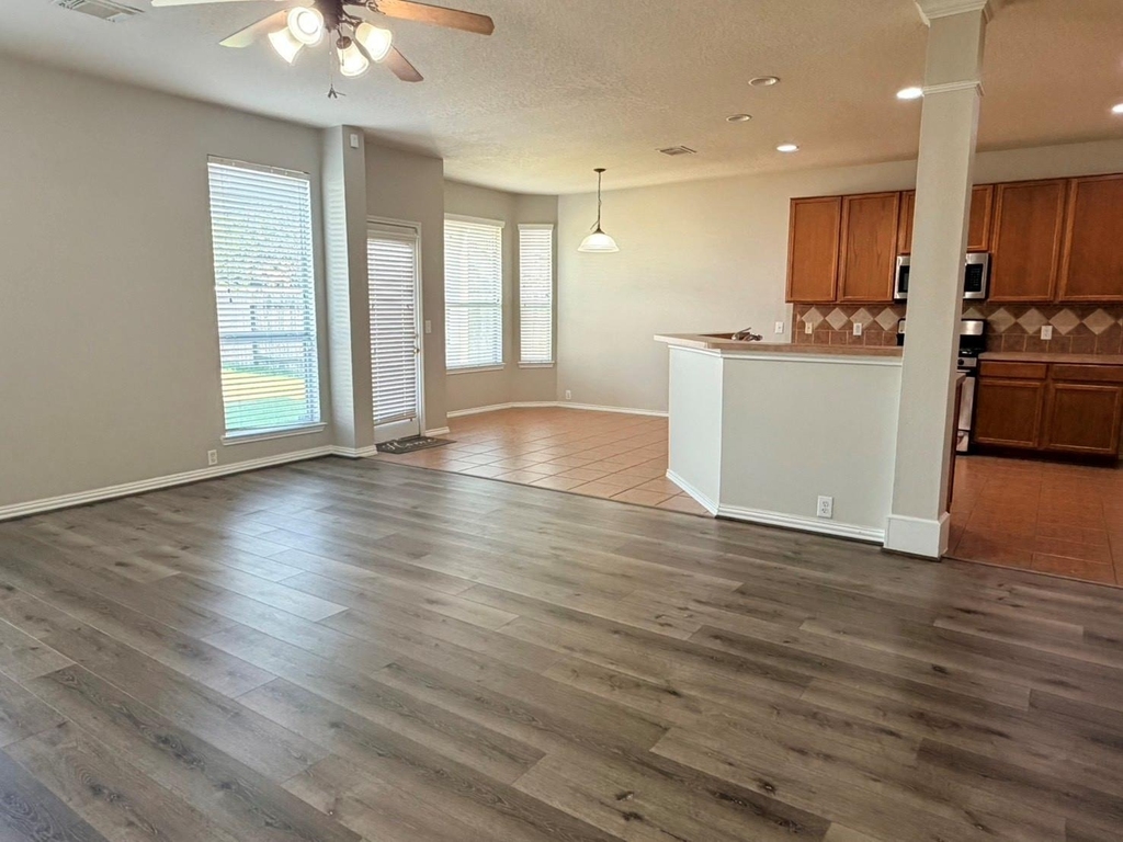 3019 Acacia Fair Lane - Photo 14