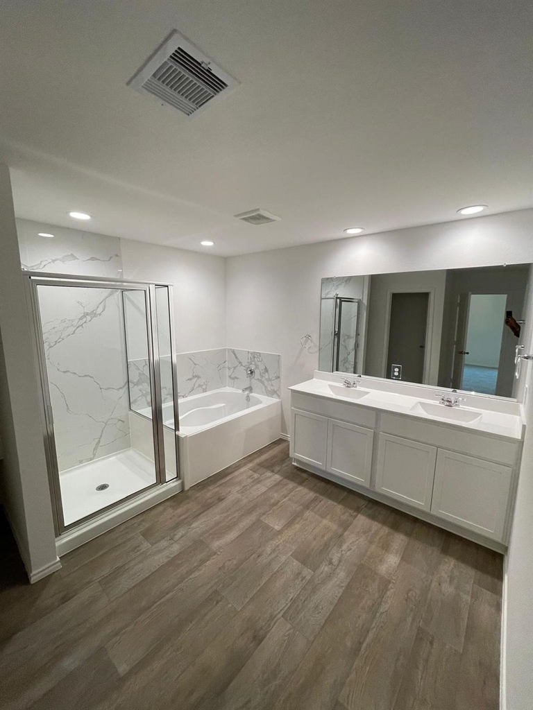 3111 Magnolia Blossom Ln - Photo 1