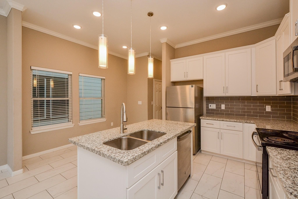 3712 Easy Street - Photo 8