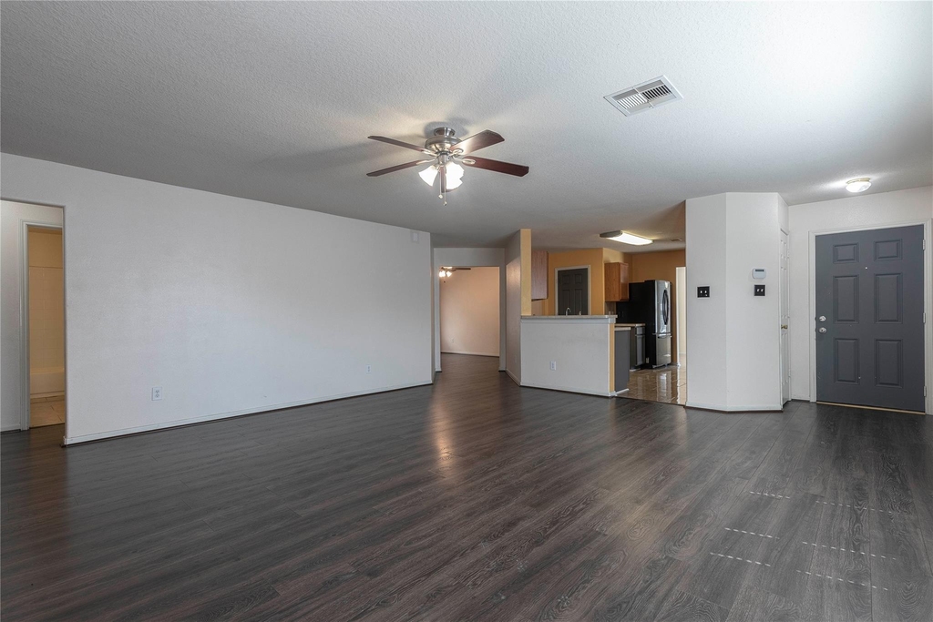 5027 Lamppost Hill Court - Photo 6