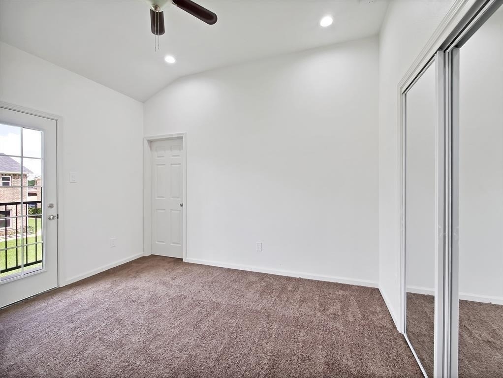 223 Fairfax Lane - Photo 10
