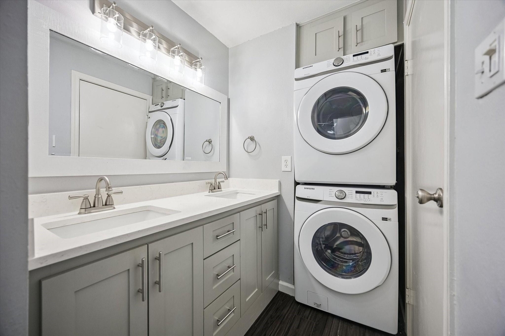 702 Bering Drive - Photo 11