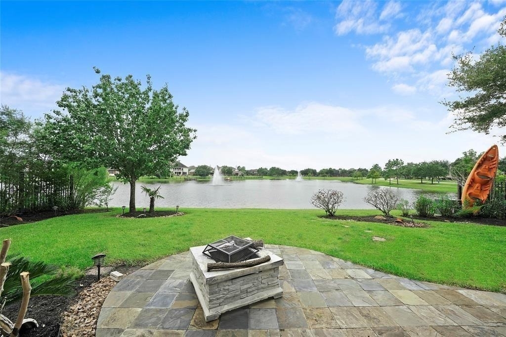 1514 Crystal Meadow Place - Photo 2