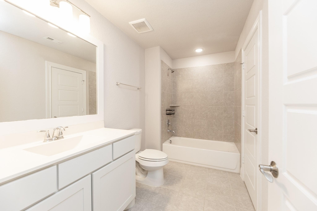 16611 Highland Country Drive - Photo 37